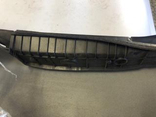 Пыльник крыла передний правый LS500 18-