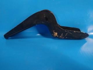 Кронштейн подножки левый LAND CRUISER 200 08-21