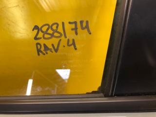 Стекло двери переднее левое RAV4 18-