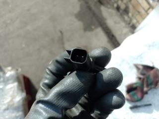 Датчик ABS передний левый FOCUS 10-18 2016 2.0