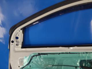 Дверь передняя правая YARIS 05–11