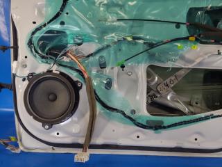 Дверь передняя правая YARIS 05–11