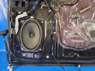 Дверь передняя правая PRIUS PLUS 11-14