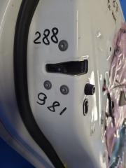 Замок двери задний левый TOYOTA PRIUS PLUS 11-14