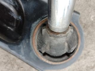 Рычаг передней подвески нижний правый ROGUE 08-15