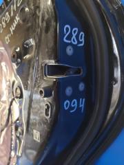 Замок двери задний правый TOYOTA PRIUS PLUS 11-14