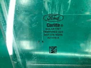 Стекло двери переднее правое FORD FOCUS 10-18 2.0