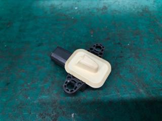 Датчик удара передний правый FOCUS 10-18 2017 2.0