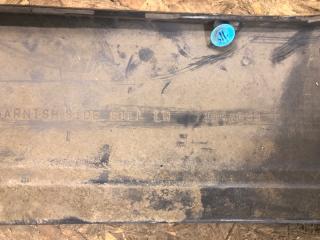 Накладка порога наружная левая PAJERO 06-21