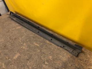 Накладка порога наружная левая LEGACY 09-15 BM