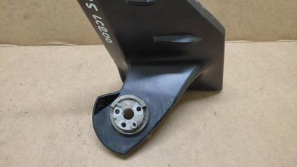 Кронштейн правый TOYOTA LAND CRUISER 200 08-21