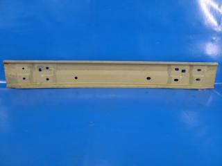 Усилитель заднего бампера AURIS 13-18