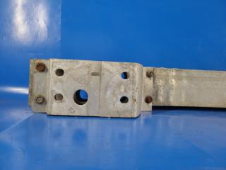 Усилитель заднего бампера IS250/350 05-13