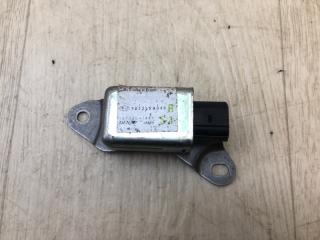 Датчик удара передний правый SUBARU FORESTER SG 02-07
