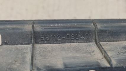 Решетка переднего бампера TOYOTA CAMRY 40 06-11