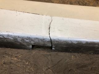 Накладка порога наружная правая LEAF 18-