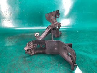 Кронштейн замка капота CX-9 06-16 2007 3.7