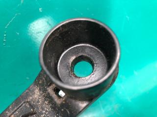 Поводок стеклоочистителя передний левый CX-9 06-16 2007 3.7