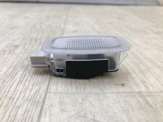 Плафон салона QX30 16-20 2016 Внедорожник 2.0 20PET