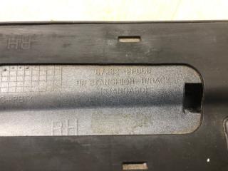 Заглушка рейлинга задняя правая SORENTO XM 09-14 2012 XM 2.4 G4KJ