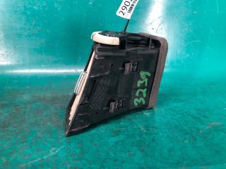 Дефлектор воздушный левый M25/M37/M56/Q70/M35H 10-16 2010 Седан 3.7 VQ37VHR