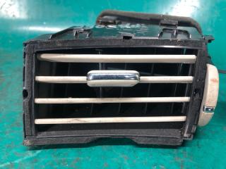 Дефлектор воздушный левый M25/M37/M56/Q70/M35H 10-16 2010 Седан 3.7 VQ37VHR