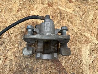 Суппорт тормозной задний правый TOYOTA CAMRY 50 12-15