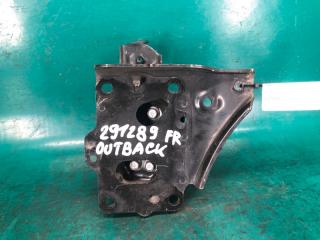 Кронштейн усилителя переднего бампера правый SUBARU OUTBACK 03-09 BP 2005