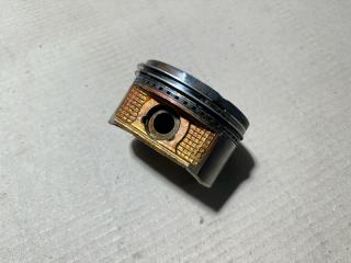 Поршень правый ES300 96-01 2000 3.0 1MZFE
