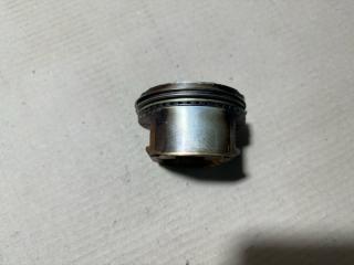 Поршень правый LEXUS ES300 96-01 3.0 1MZFE