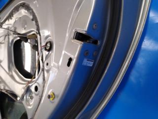 Дверь задняя правая AVENSIS 08-18