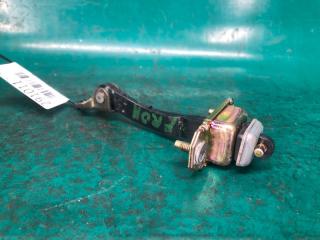 Ограничитель двери передний левый OUTBACK 03-09 BP 2005 2.5 EJ253