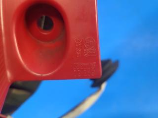 Фонарь наружный левый AURIS 13-18