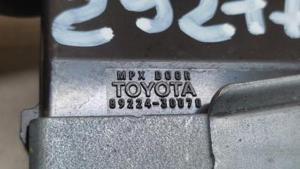 Блок управления дверей задний правый GS350 GS300 05-11