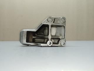 Кронштейн опоры двигателя левый M35/M45 04-10 2004 3.5 VQ35DE