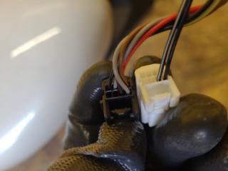 Зеркало правое LEAF 18-