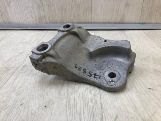 Кронштейн передний правый HONDA CRV 06-12