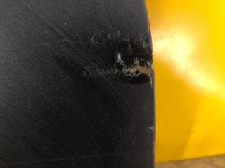 Дверь передняя правая AVENSIS 03-08