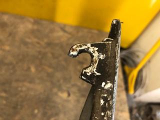 Бампер передний AVENSIS 03-08