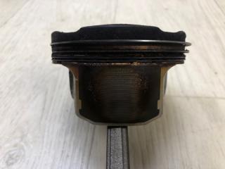 Шатун VENZA 09-16 2010 AGV10 2.7 1ARFE