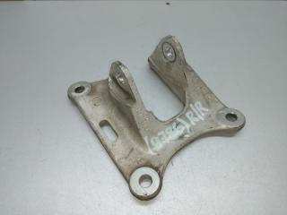 Крепление рычага подвески заднее правое CHEVROLET MALIBU 15- 2018 Б/У Крепление рычага подвески заднее правое CHEVROLET MALIBU 15- 2018