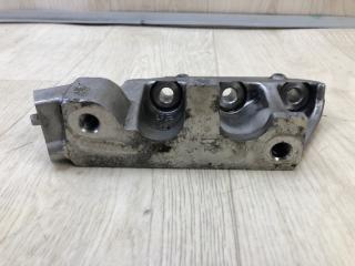 Кронштейн двигателя правый TOYOTA SOLARA 03-09 COUPE 2.4 2AZFE