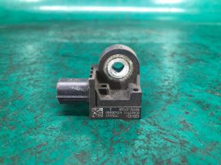 Датчик удара передний правый KIA SORENTO XM 09-14 2009