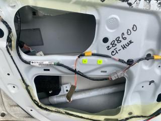 Дверь передняя левая YARIS 05–11