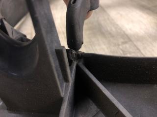 Диффузор вентилятора основного радиатора CX-9 06-16 2012 3.7 CA