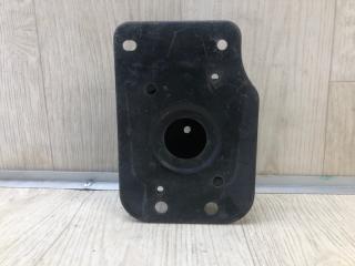 Кронштейн усилителя заднего бампера правый FX S50 03-08 S50 3.5 VQ35DE