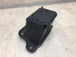 Кронштейн усилителя переднего бампера левый NISSAN ALTIMA L32 07-12 L32