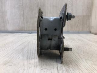 Кронштейн усилителя заднего бампера левый ALTIMA L32 07-12