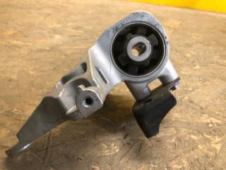 Подушка двигателя RAV4 00-05