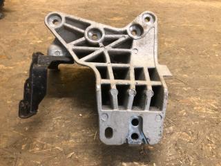 Кронштейн двигателя KONA OS 17-23